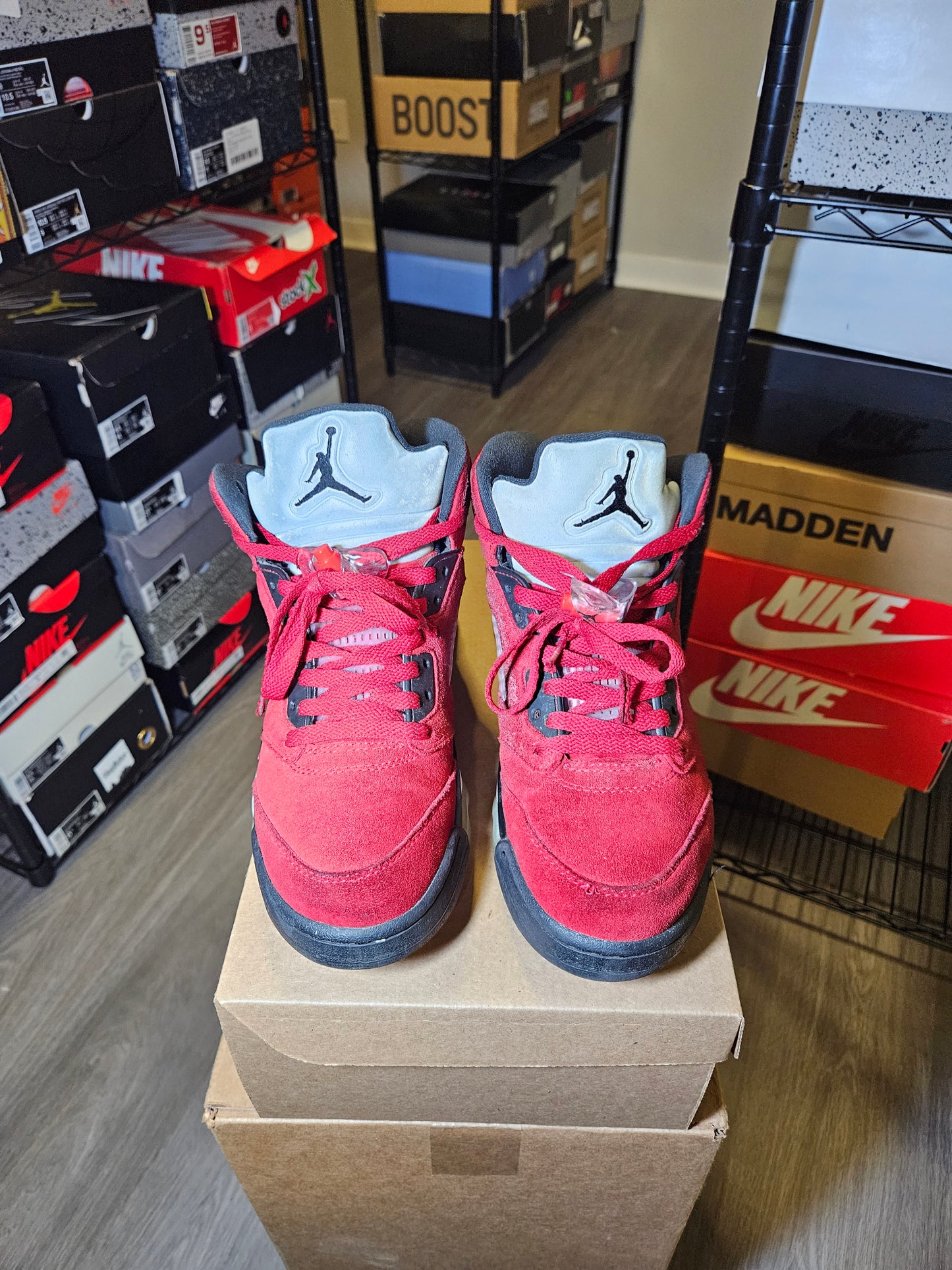 Size 9.5 - AJ 5 Retro Mid Raging Bull