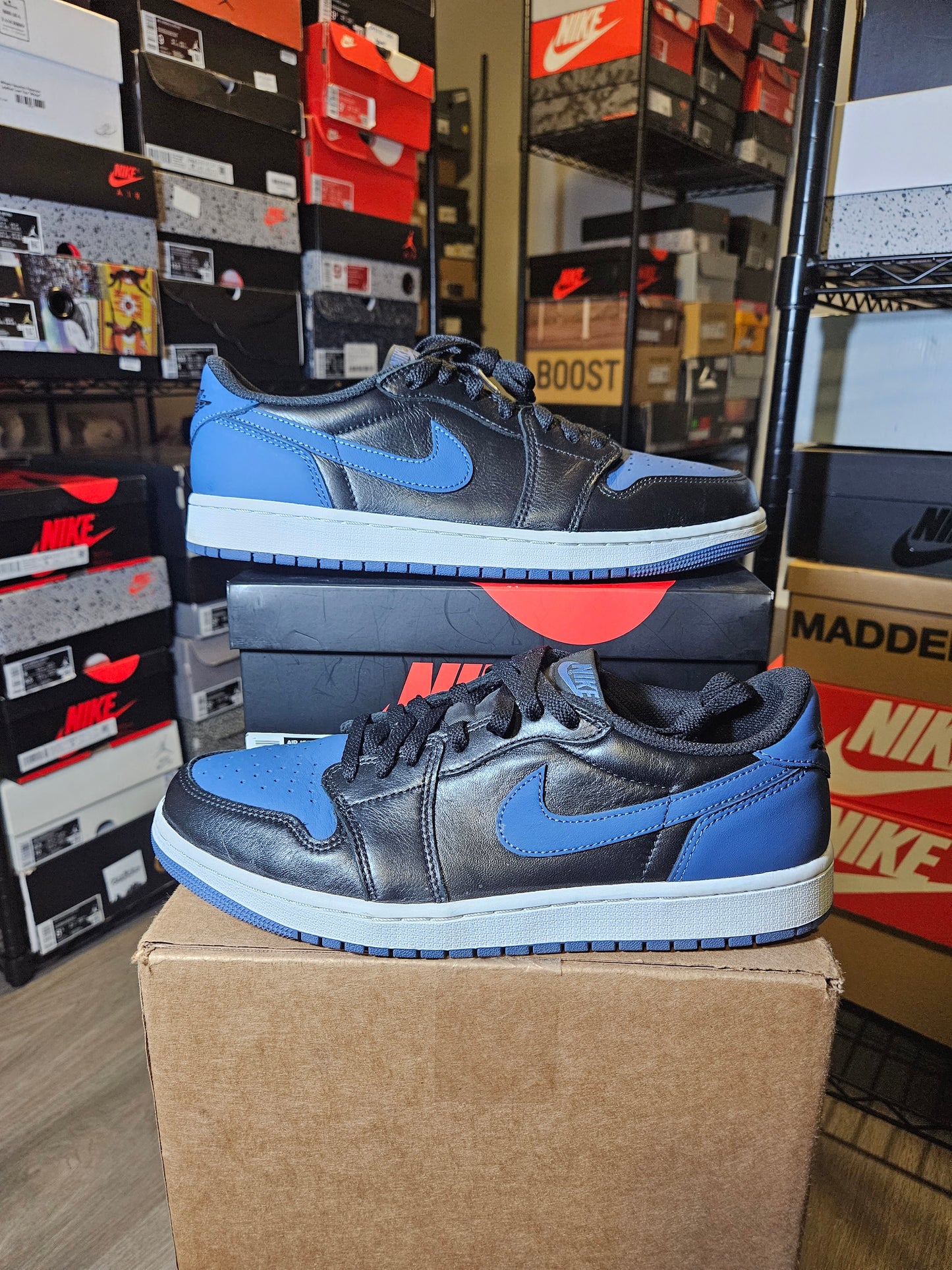 Size 10.5 - AJ 1 Low OG Mystic Navy