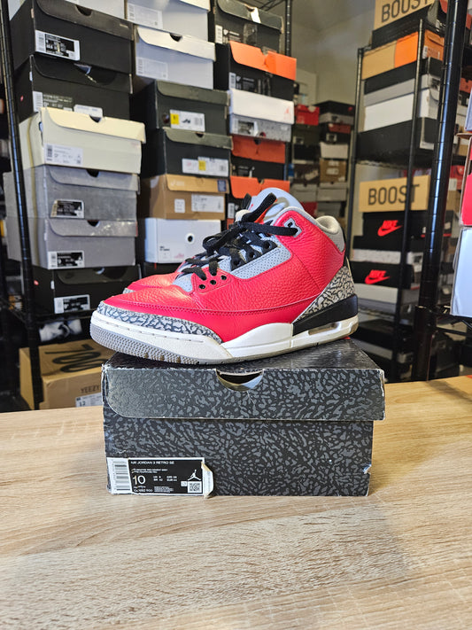 Size 10 - AJ 3 Retro SE Mid Unite