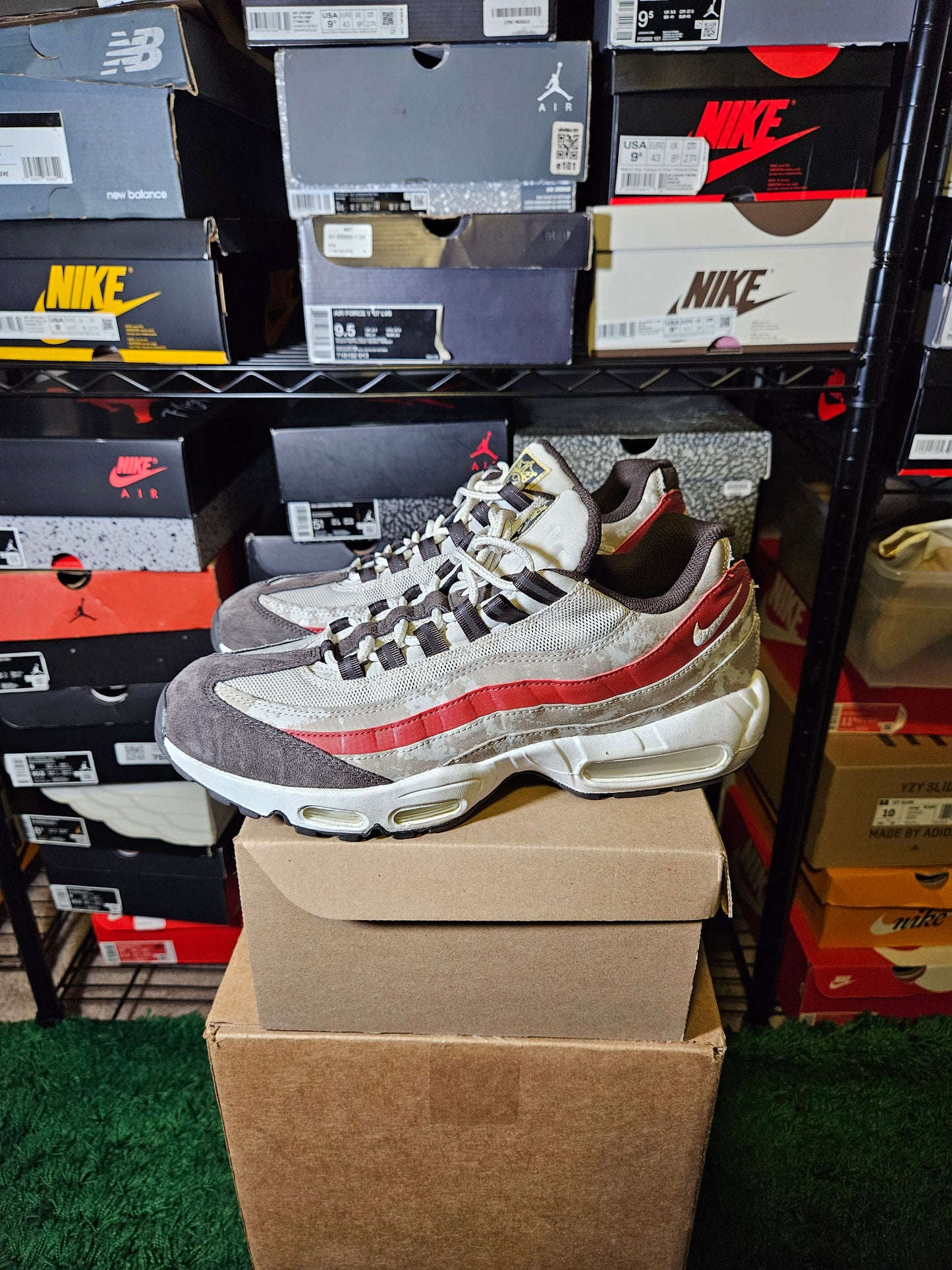 Size 11.5 - Air Max 95 Social FC