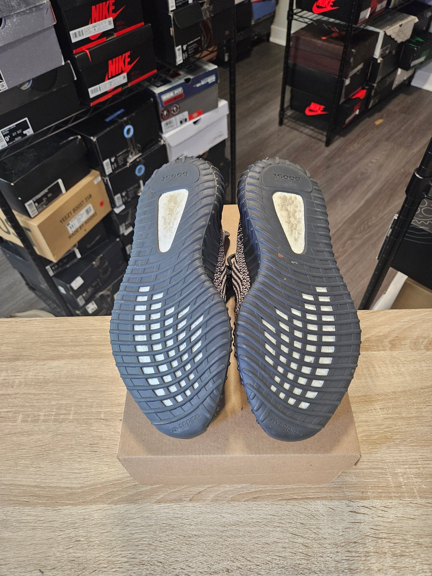Size 10.5 - adidas Yeezy Boost 350 V2 Low Yechiel