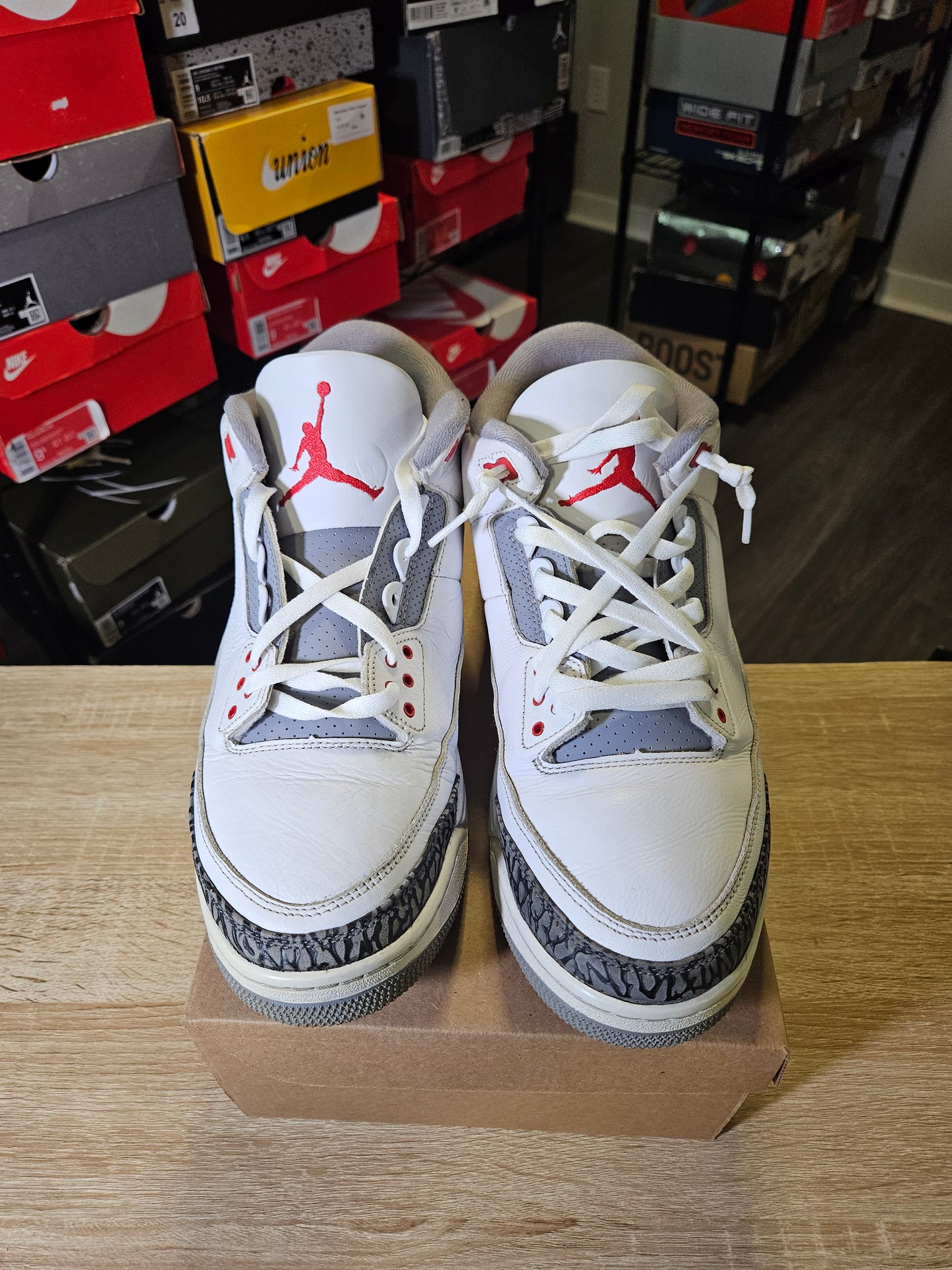 Size 13 - AJ 3 Retro Mid Fire Red