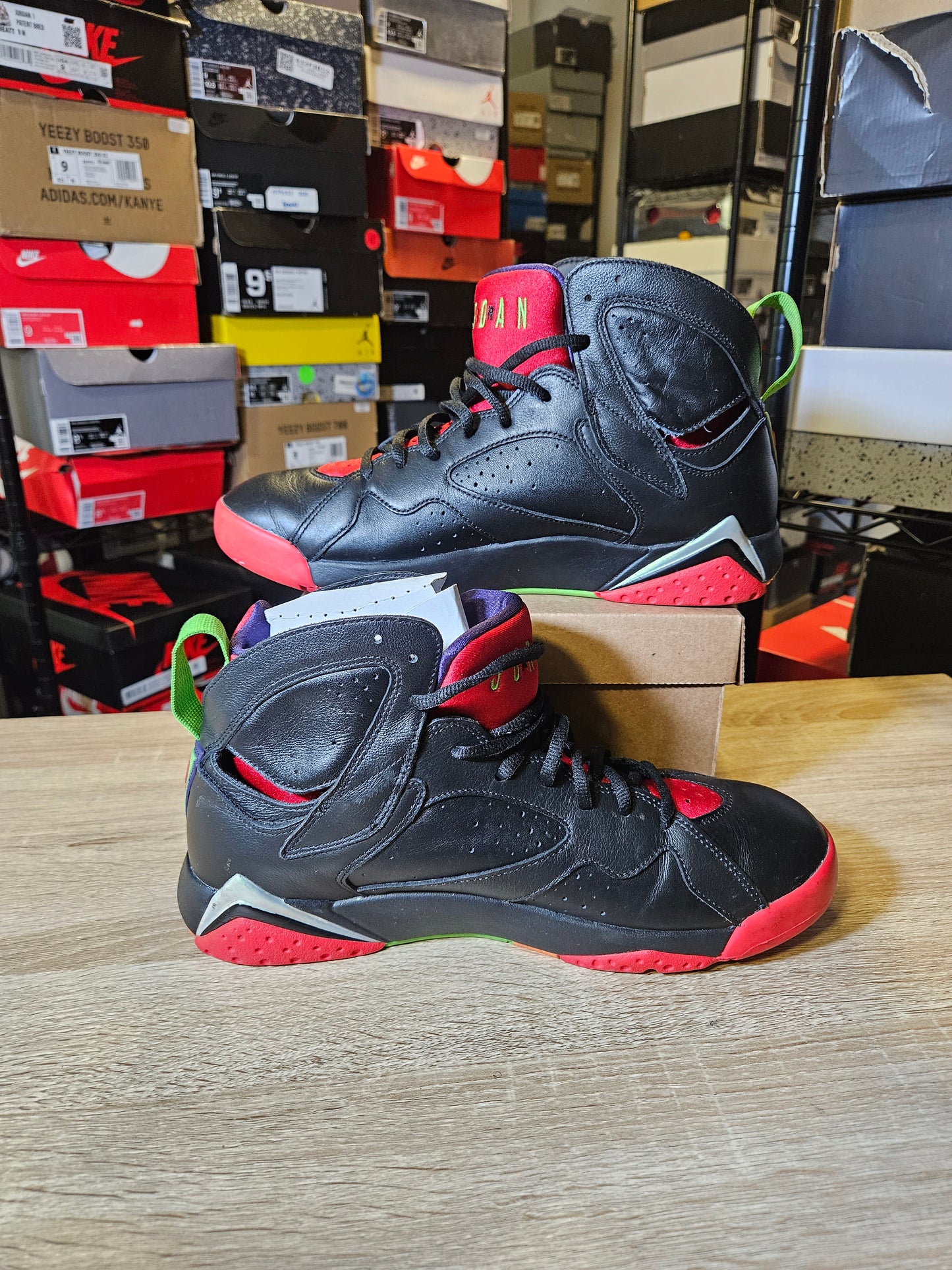 Size 10 - AJ 7 Retro Marvin the Martian