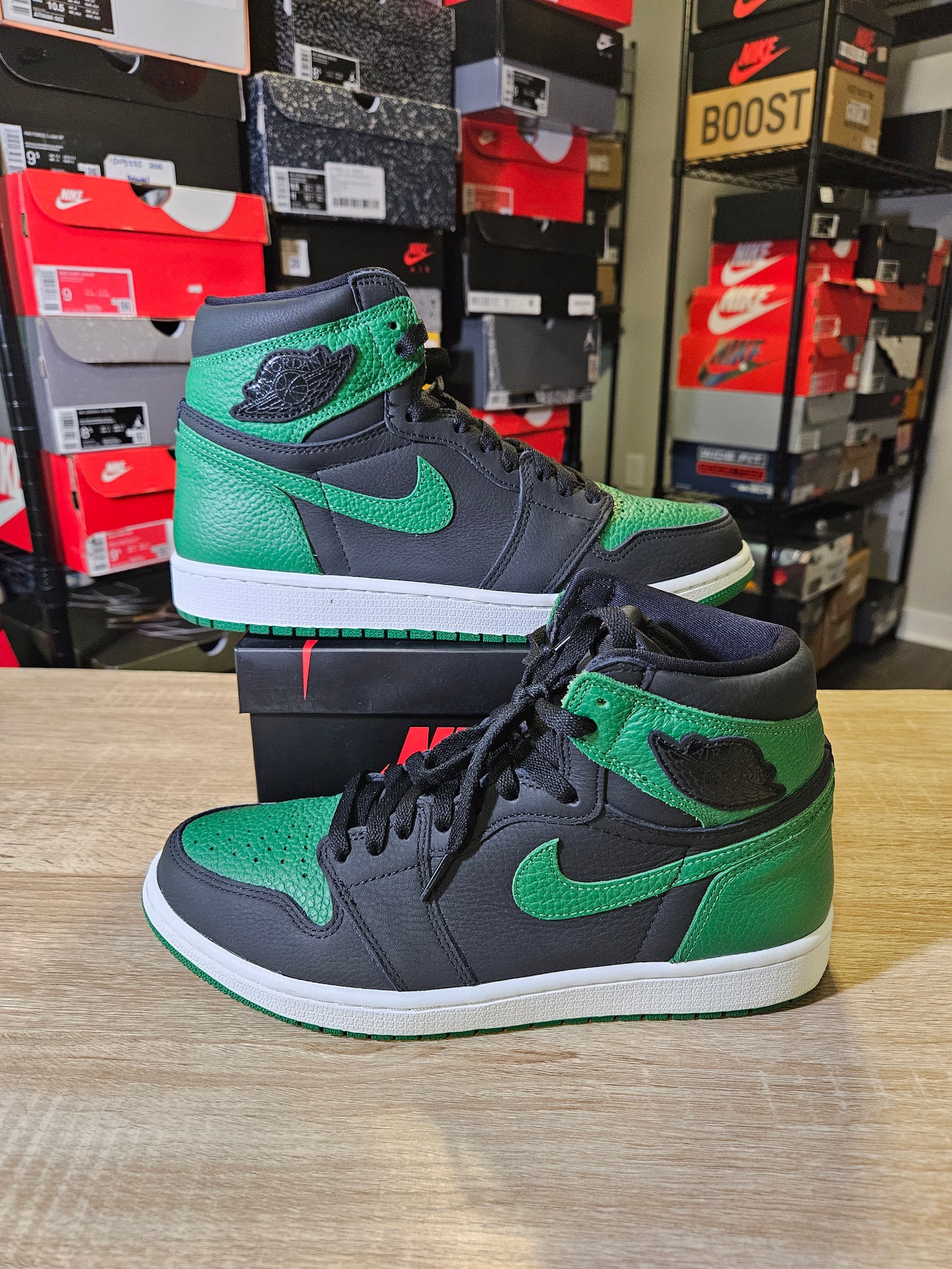 Size 9.5 - AJ 1 Retro OG High Pine Green 2.0