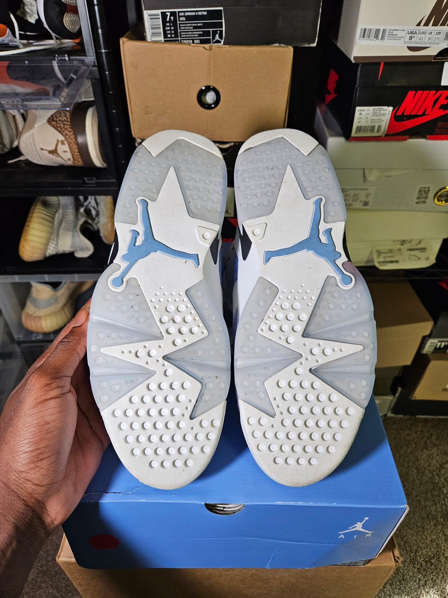 Size 11.5 - Jordan 6 Retro Mid UNC Home