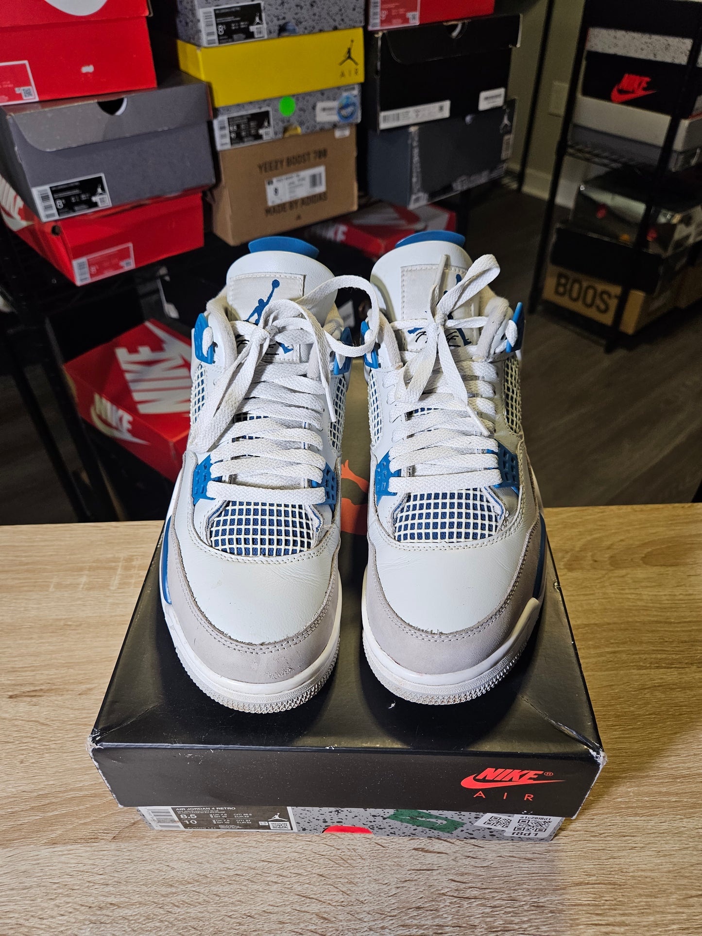 Size 8.5 - AJ 4 Retro 2024 Military Blue