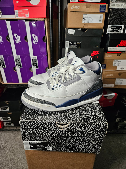 Size 9 - AJ 3 Retro Midnight Navy