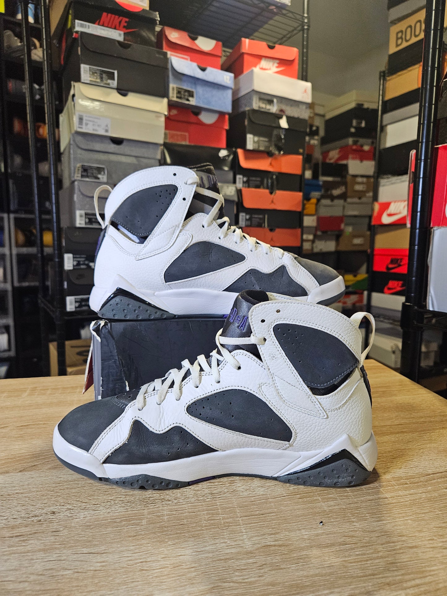 Size 10 - AJ 7 Retro 2021 Flint