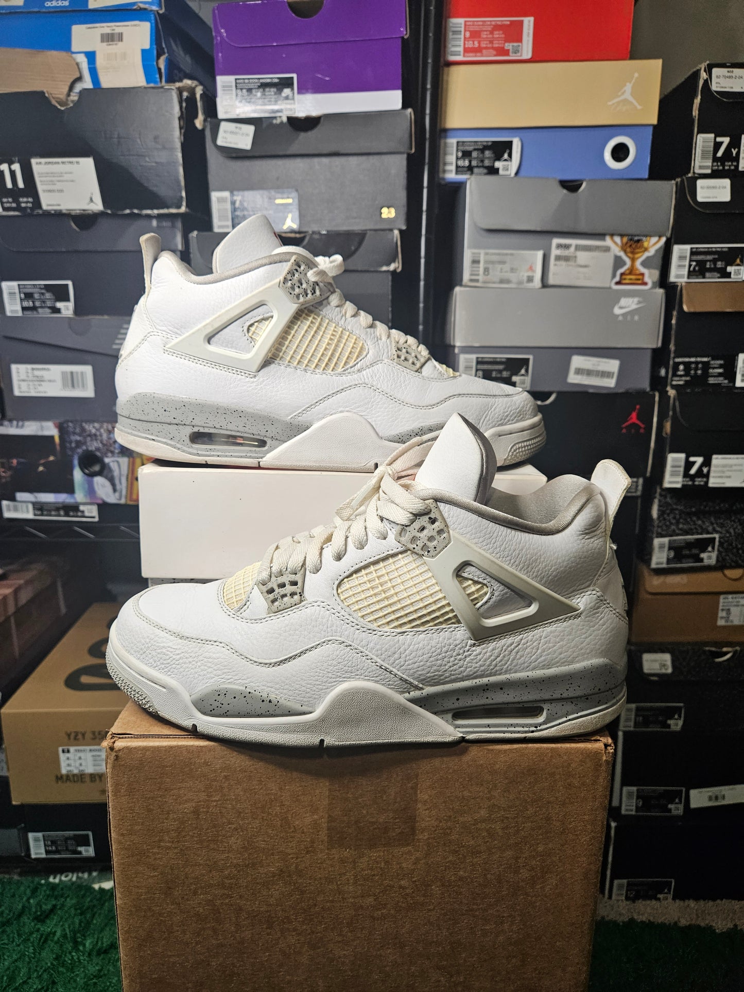 Size 11 - AJ 4 Retro Mid White Oreo