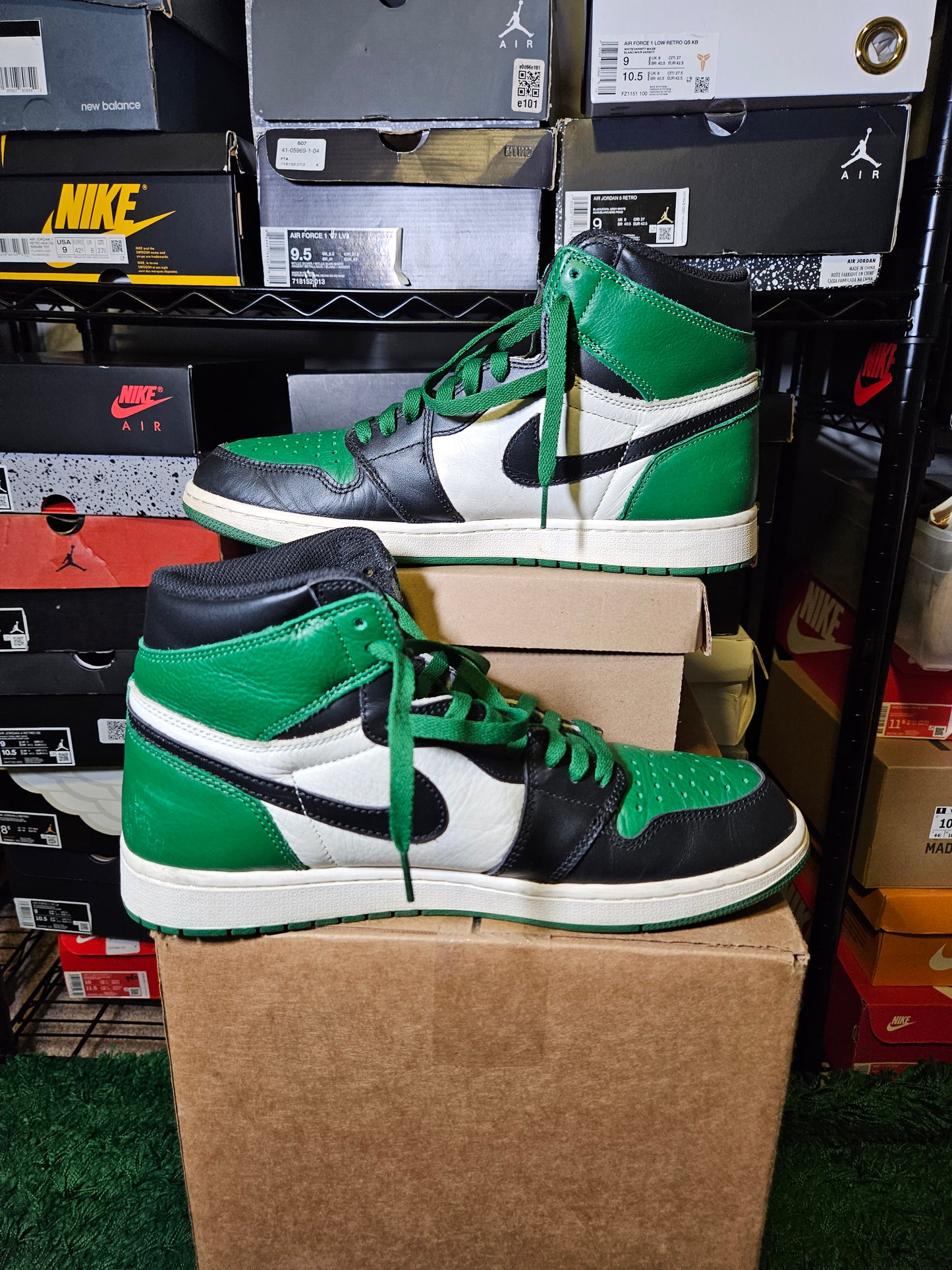 Size 11.5 - AJ 1 Retro High OG Pine Green 2018