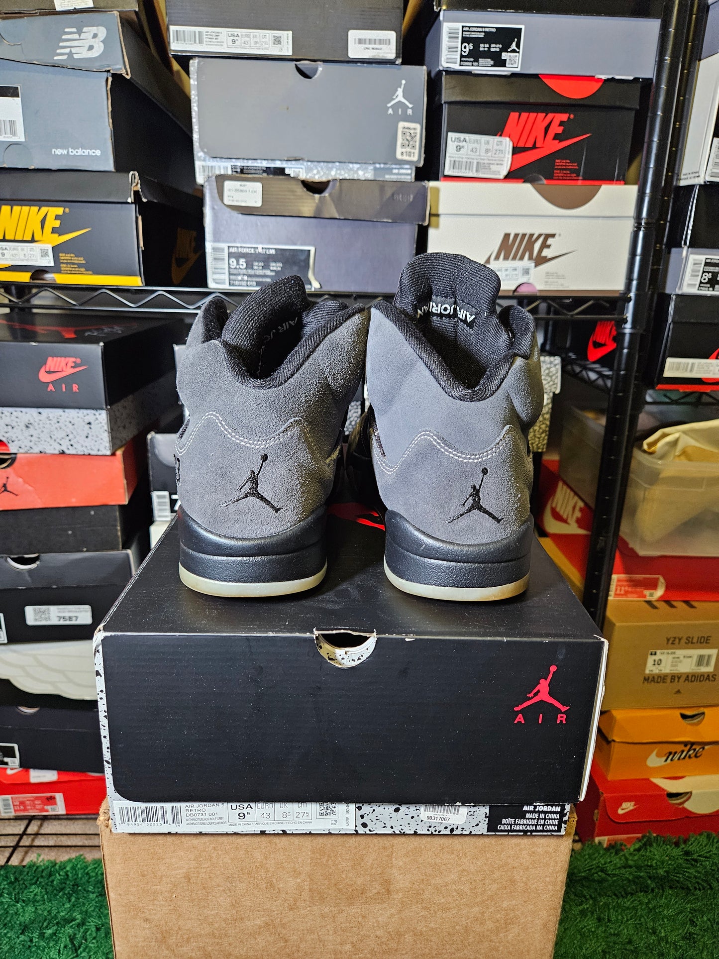 Size 9.5 - AJ 5 Retro Anthracite