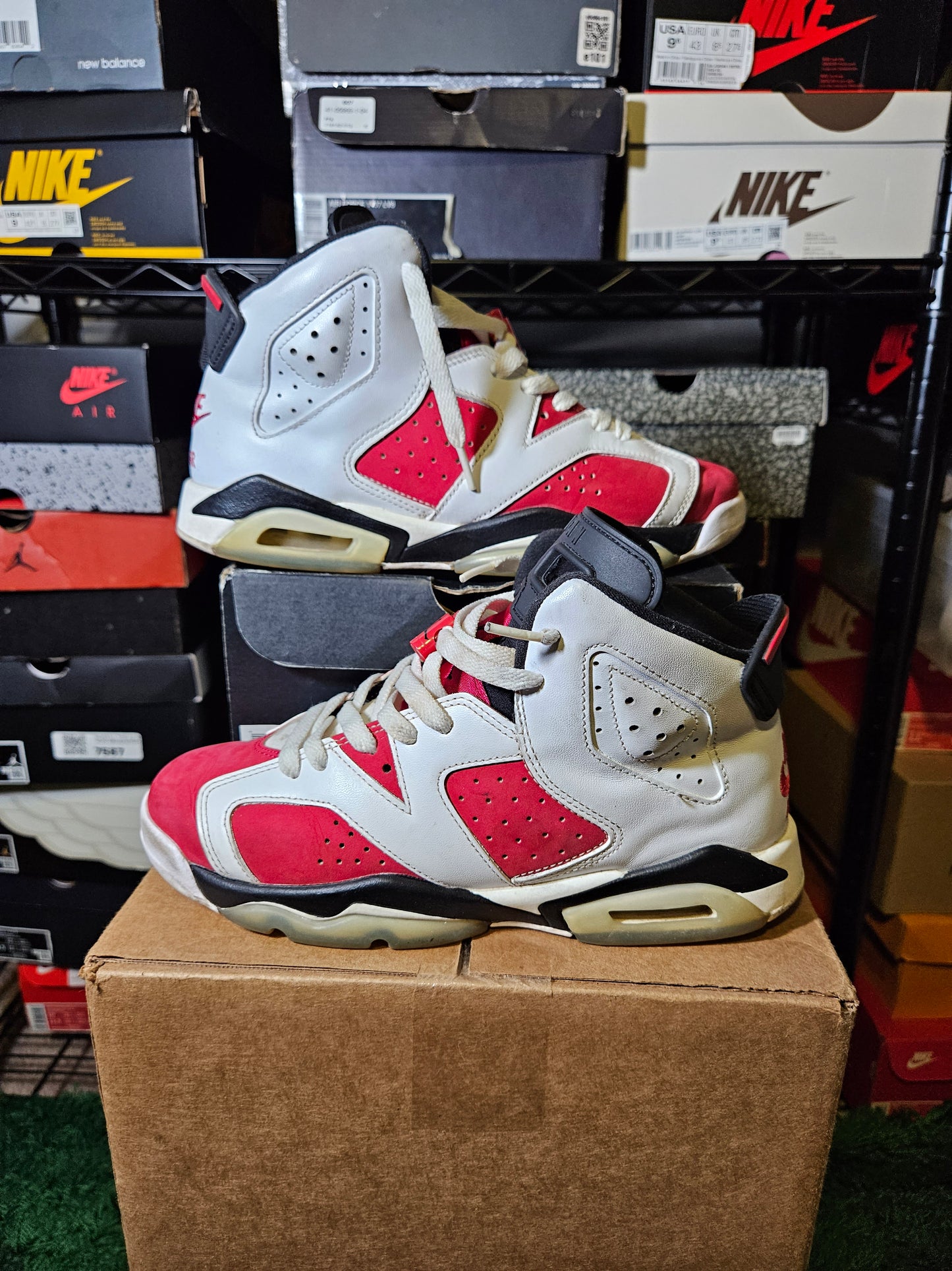 Size 7 - AJ 6 Retro OG Mid Carmine