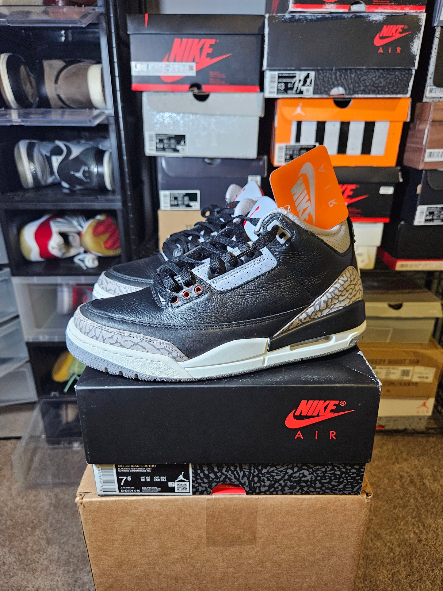 Size 7.5 - AJ 3 Retro OG 2024 Black Cement