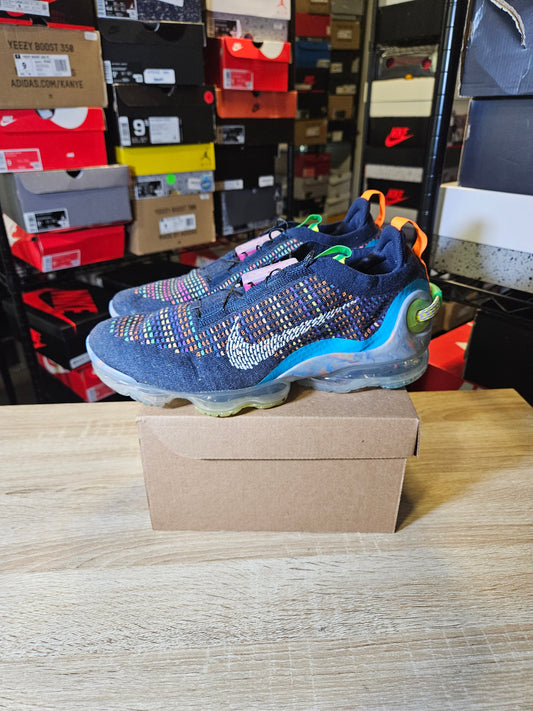 Size 10.5 - Air VaporMax 2020 Flyknit Deep Royal Blue Multi