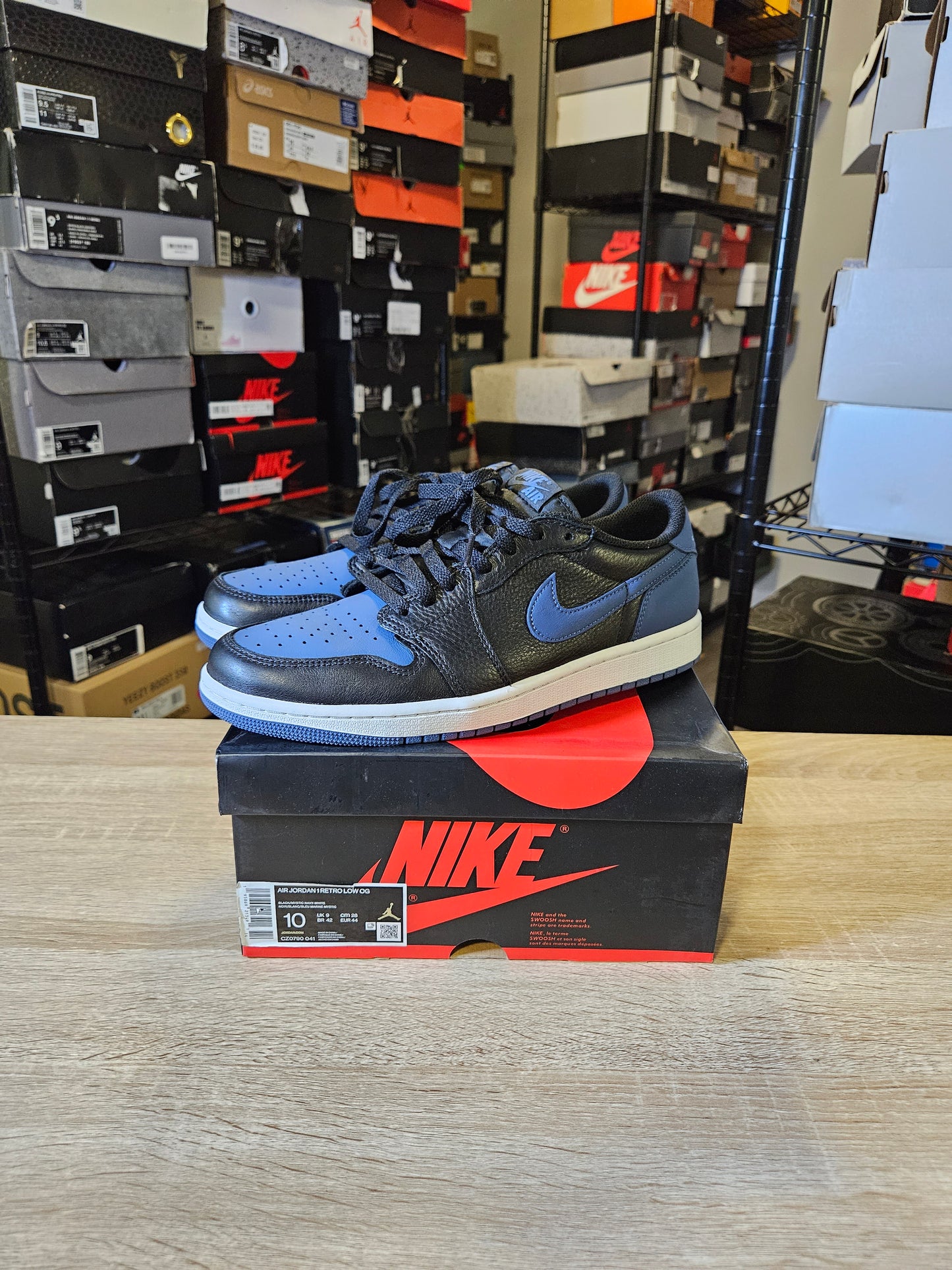 Size 10 - AJ 1 Low OG Mystic Navy