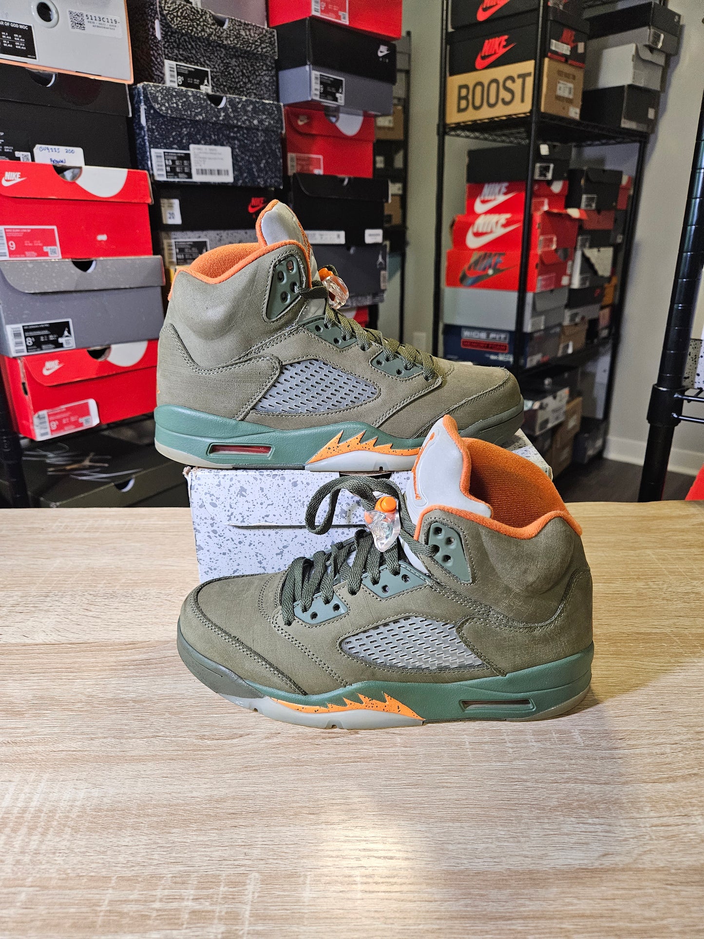 Size 8.5 - AJ 5 Retro 2024 Olive