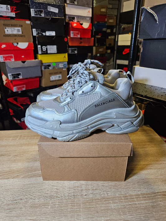 Size 9 - Balenciaga Triple S Sneaker Grey Silver