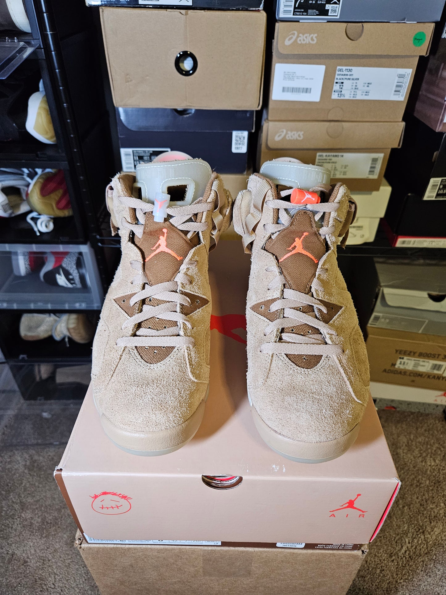 Size 8.5 - AJ 6 Retro x Travis Scott Mid British Khaki