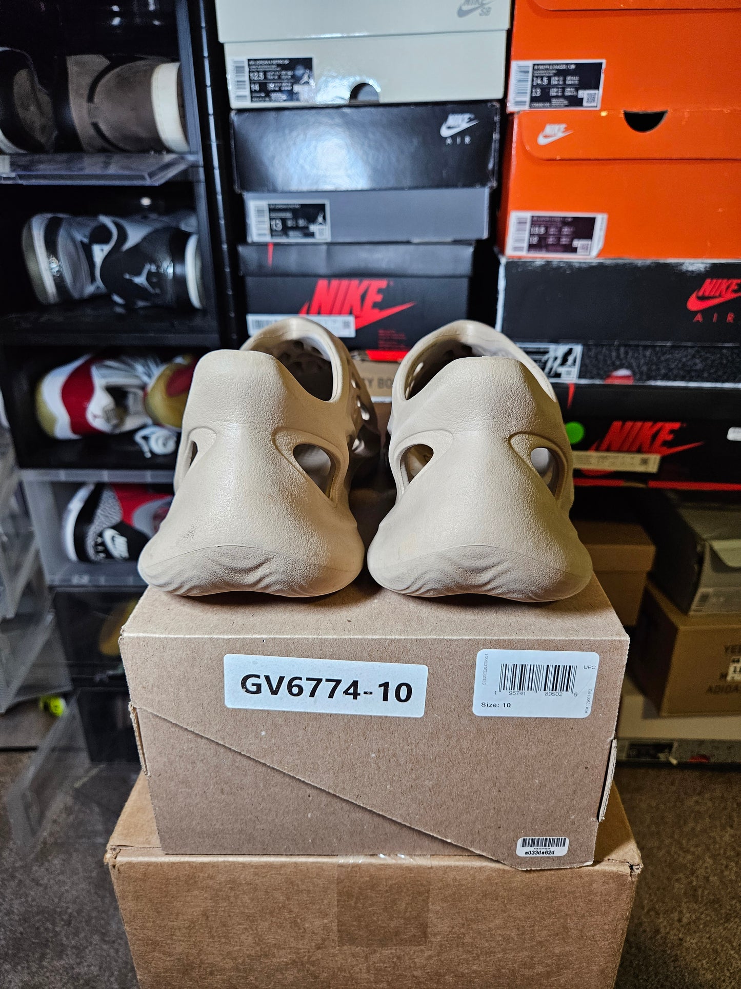 Size 10 - YZY Foam RNNR Sand