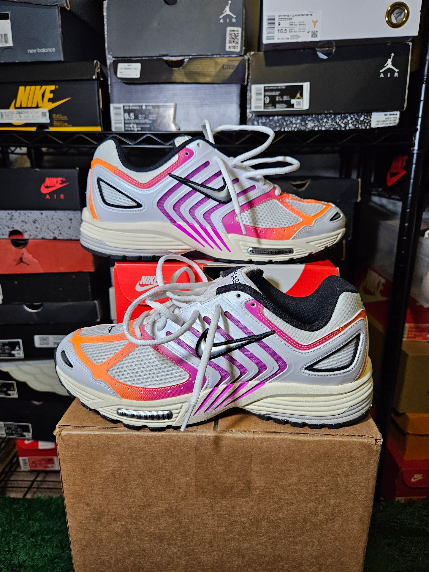 Size 10 - Air Pegasus 2K5 Sunrise