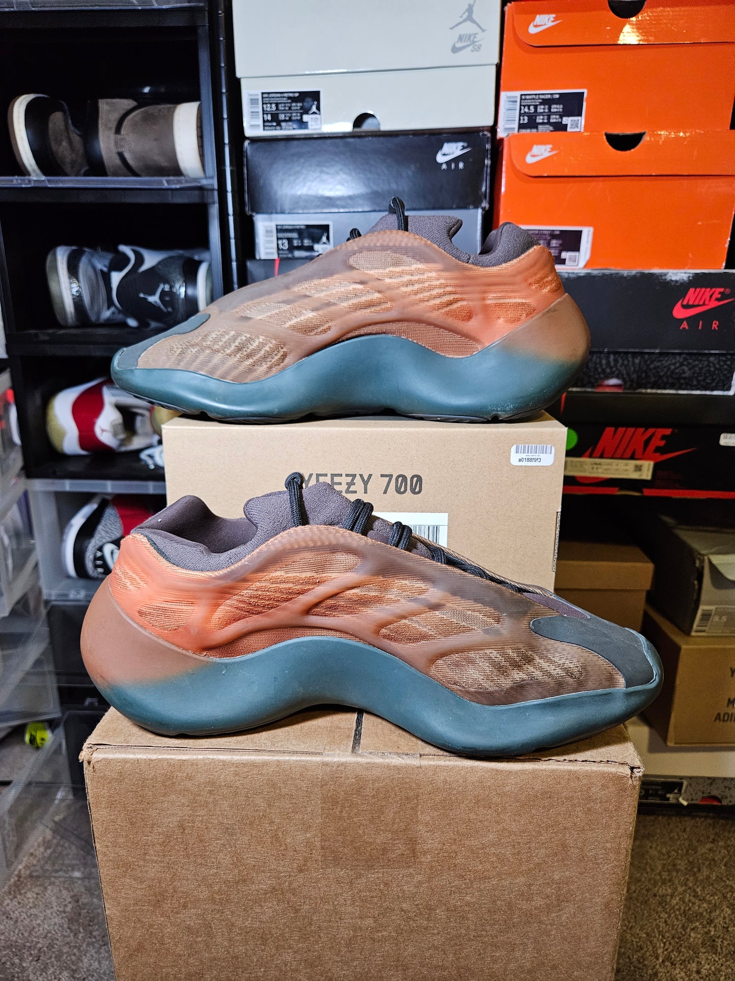 Size 10.5 - YZY 700 V3 Copper Fade