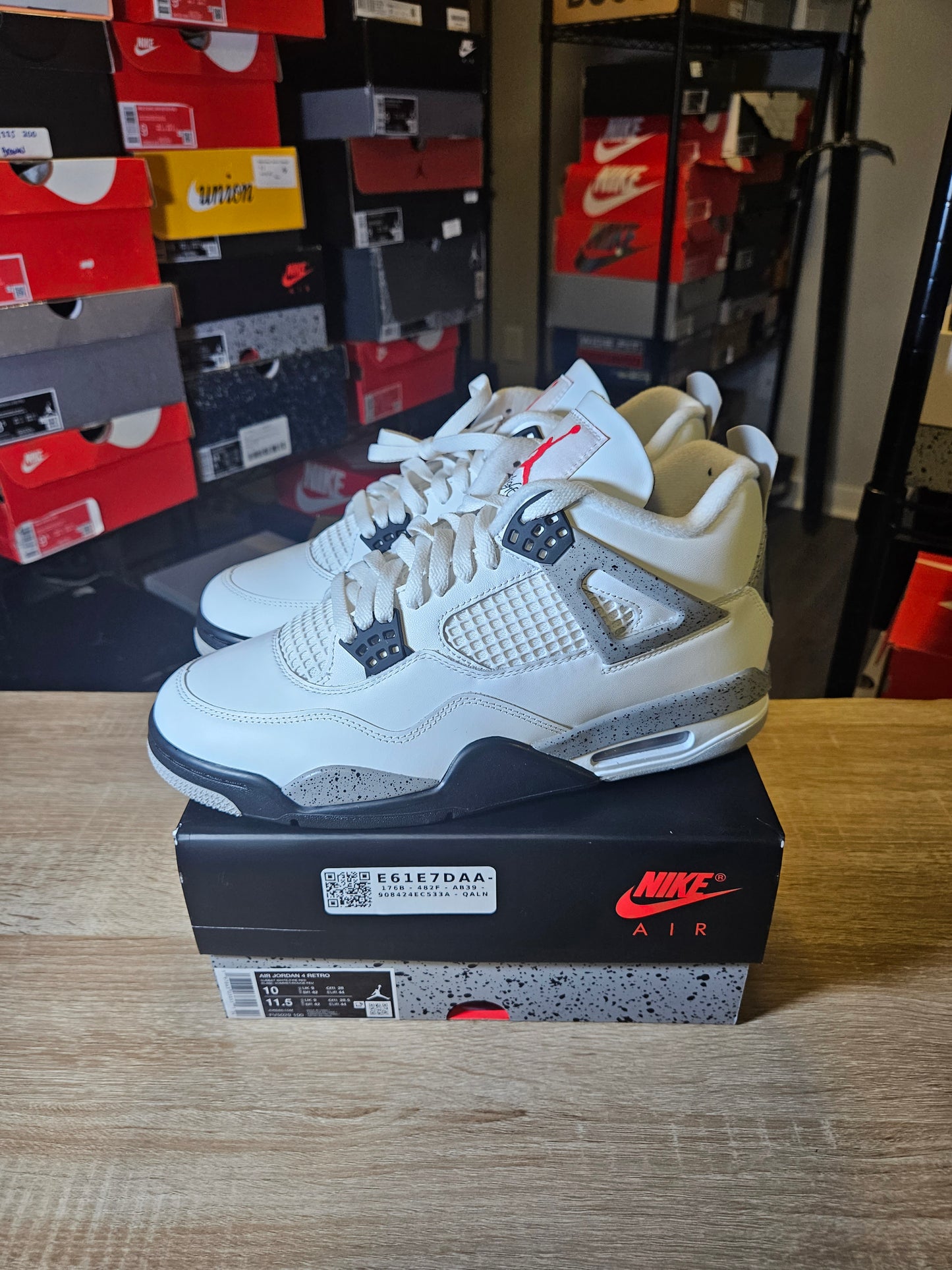 Size 10 - AJ 4 Retro OG 2025 White Cement