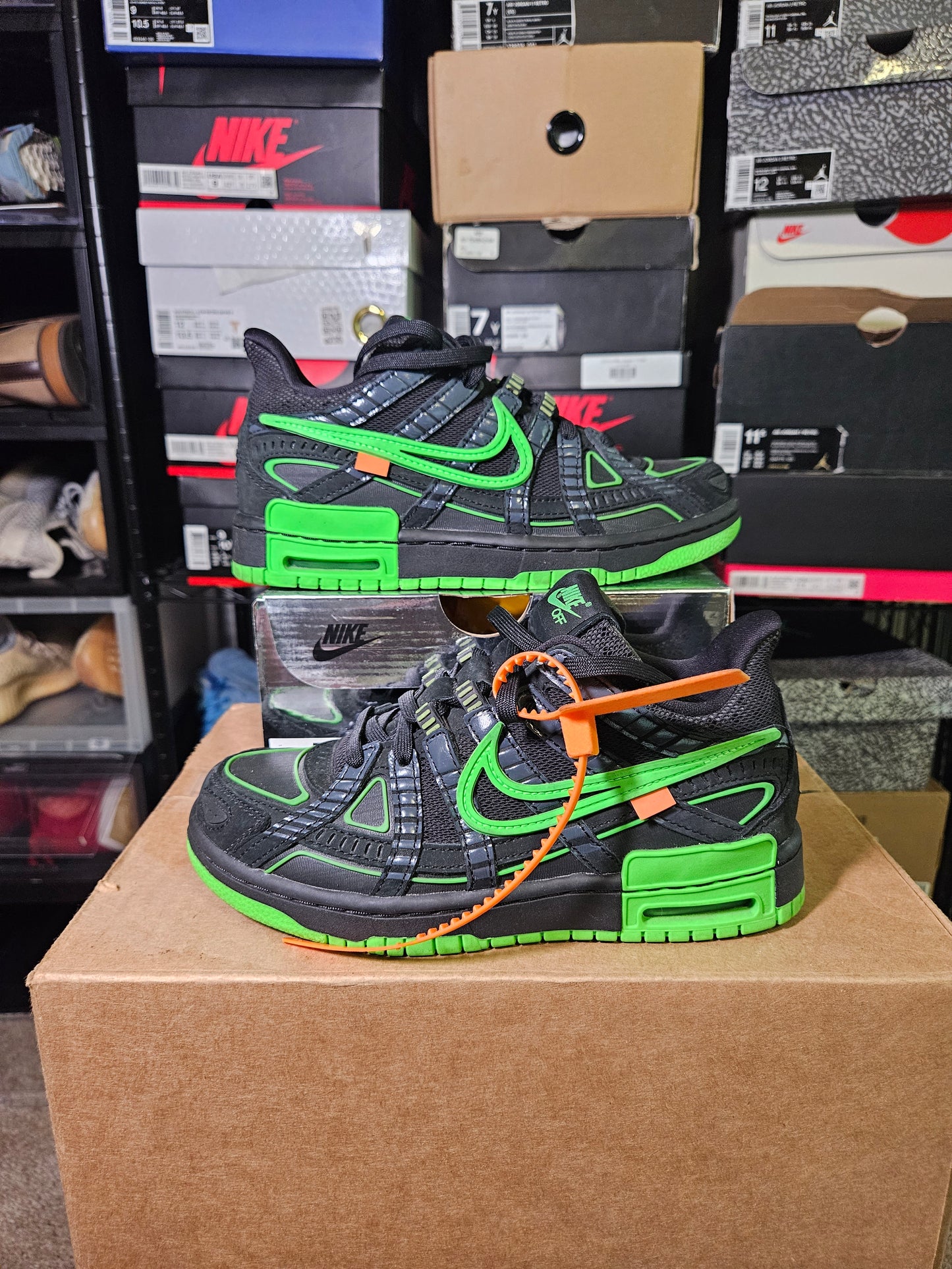 Size 4 - Off White Rubber Dunk